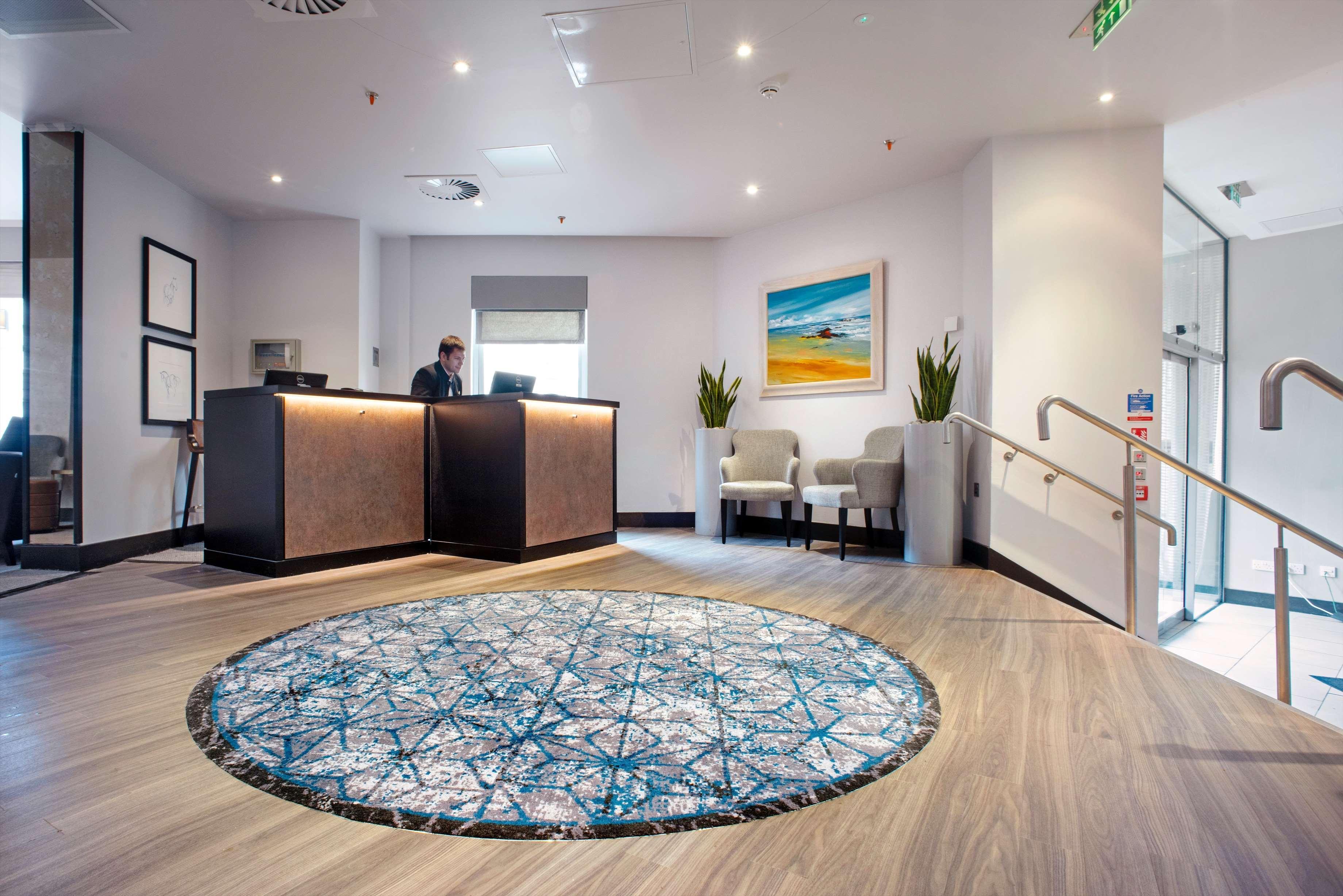 Hill Place Отель 4*