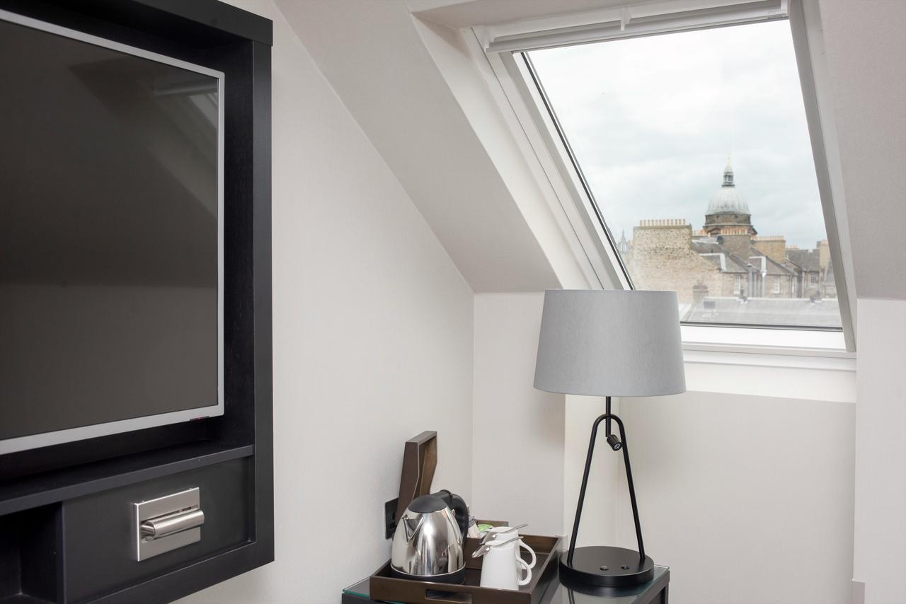 Отель Hill Place 4*